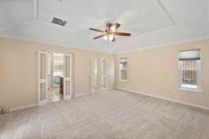 1919 Creek Wood Drive - Photo 19