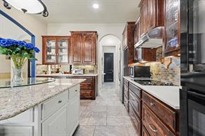 11029 Hawkins Home Boulevard - Photo 12