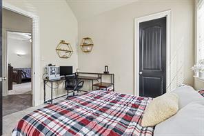 11029 Hawkins Home Boulevard - Photo 17