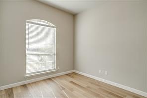 213 Marina Drive - Photo 4