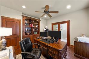 10528 Lago Vista - Photo 11