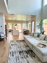 2407 Crossman Avenue - Photo 3