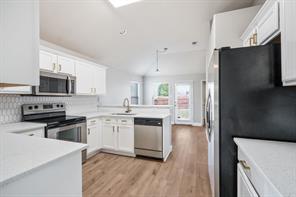 5332 Bridgeport Road - Photo 3