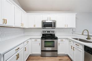 5332 Bridgeport Road - Photo 4