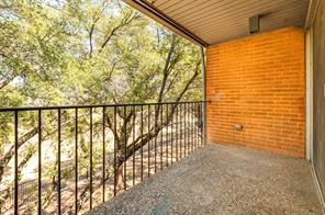 524 E Avenue J - Photo 1