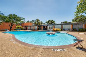 524 E Avenue J - Photo 12