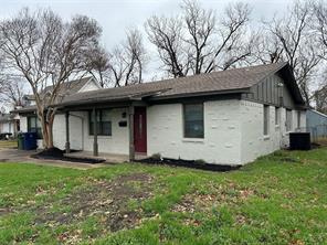 220 N Bernice Drive - Photo 1