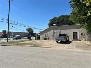 200 N Beach Street - Photo 1