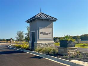 200 Shoreline Drive - Photo 1
