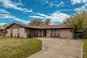 2517 Rosewood Drive - Photo 1