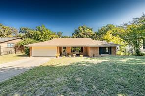 300 Shoreline Drive - Photo 1