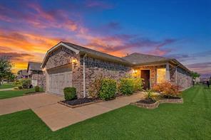 913 Rough Hollow Drive - Photo 1
