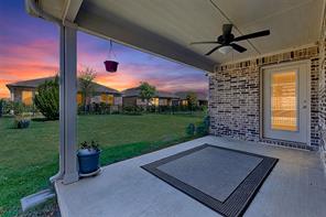 913 Rough Hollow Drive - Photo 2