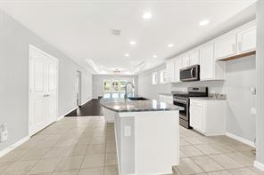 913 Rough Hollow Drive - Photo 7