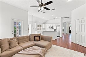 204 Meredith Court - Photo 11