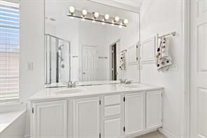204 Meredith Court - Photo 25