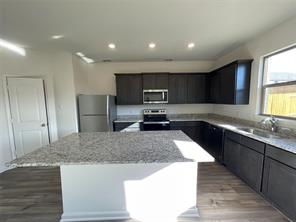 2103 Hialeah Drive - Photo 10