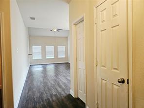 1216 Artesia Drive - Photo 3