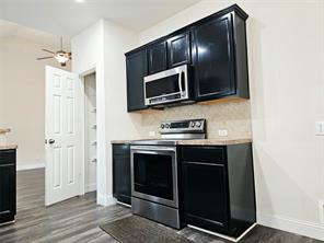 1216 Artesia Drive - Photo 7