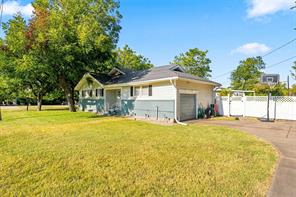 200 N Bordon Street - Photo 4