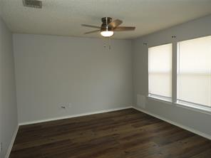 2604 Lookout Drive - Photo 2