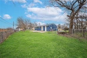 106 Glenview Place - Photo 18