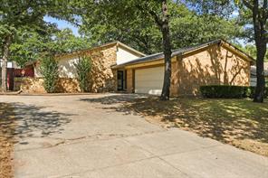 4609 Rockland Drive - Photo 2