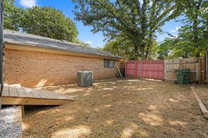 4609 Rockland Drive - Photo 32