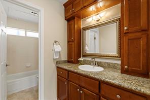4104 N Hall Street - Photo 24