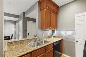 4104 N Hall Street - Photo 8