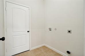 4225 Tower Lane - Photo 11