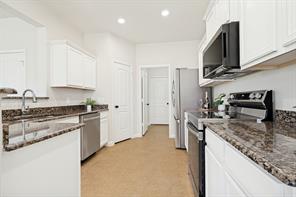 4225 Tower Lane - Photo 9