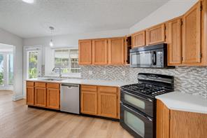 404 Spencer Circle - Photo 10