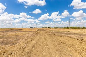 383 Hill County Road 4254 - Photo 3