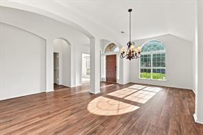 7801 Stansfield Drive - Photo 11