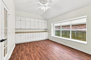 7801 Stansfield Drive - Photo 15