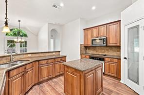 7801 Stansfield Drive - Photo 24