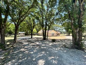 137 County Road 1759A - Photo 3