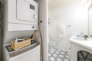 1700 Amelia Court - Photo 16