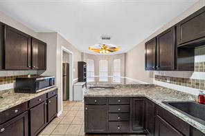 9314 Londonderry - Photo 12