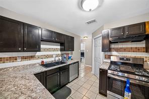 9314 Londonderry - Photo 13