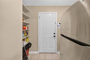 9314 Londonderry - Photo 32
