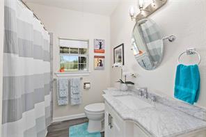 2620 Vine Street - Photo 15