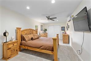2620 Vine Street - Photo 16