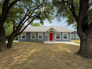 320 S Columbia Street - Photo 1