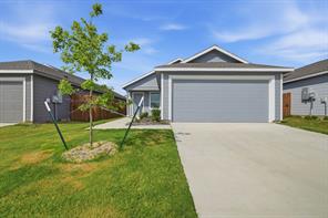 205 Poplar Place - Photo 1