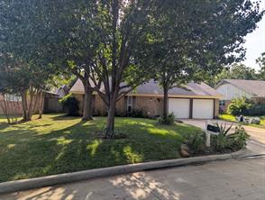 2908 Ashbury Drive - Photo 1