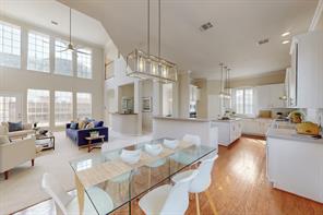 4033 READING Drive - Photo 1