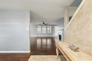 204 Rosewood Court - Photo 4