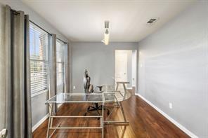 204 Rosewood Court - Photo 6